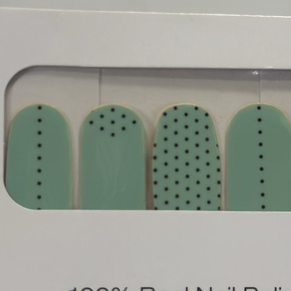 NWT Color Street "I've Dot a Feeling" Nail Strips
